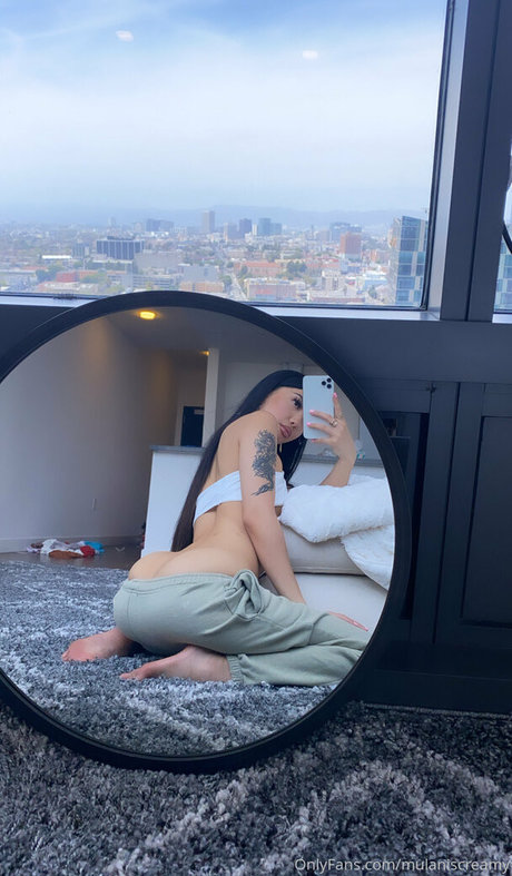 wetaja nackt pornografische fotos