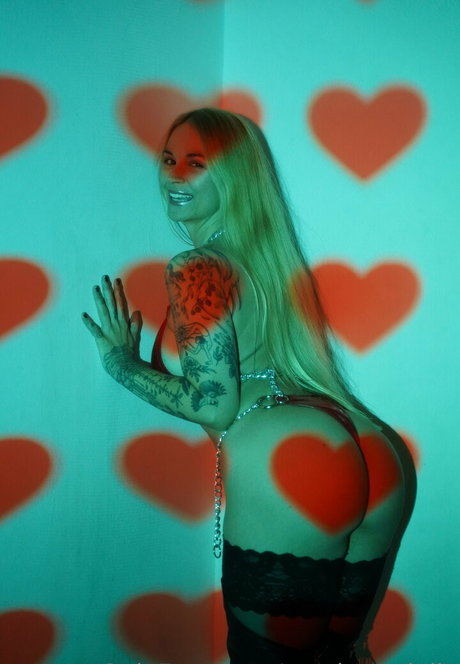 betrügende ehefrau nur fans erotische nackten bilder