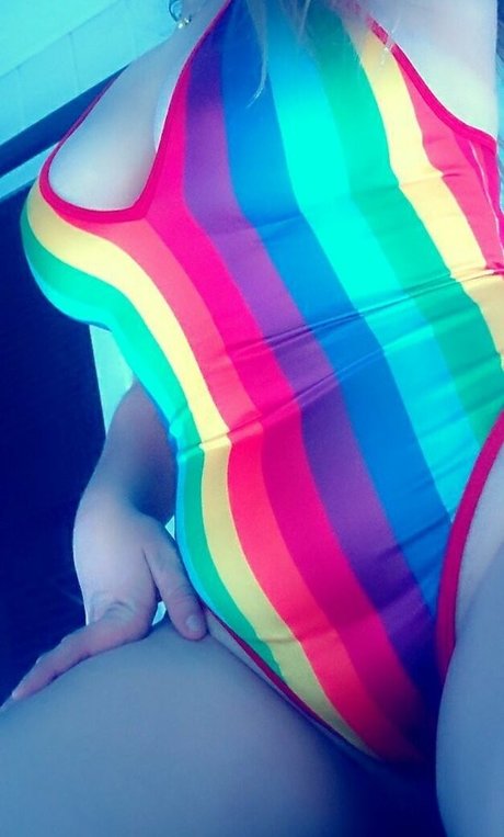 lewdicorndlc pornografische pornostar fotos