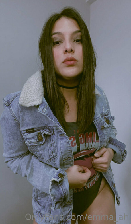 emma ah hübsche nackte bilder