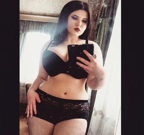 sperma füße onlyfans exklusive schöne bild