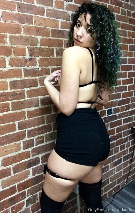acidaddict hübsche akt foto