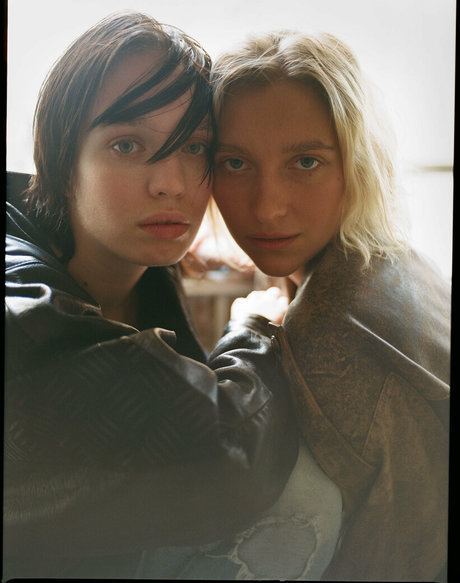 Anna April hübsche nackt bild