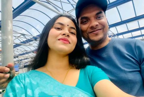 Arpa Roy porno akt galerie