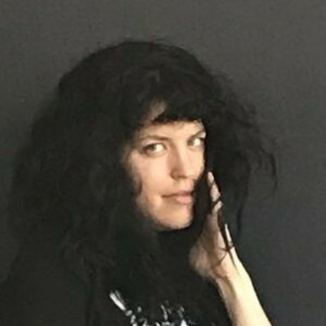 Emily Axford schauspielerin beste bild