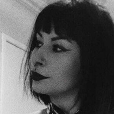 Bianca Blum top archiv