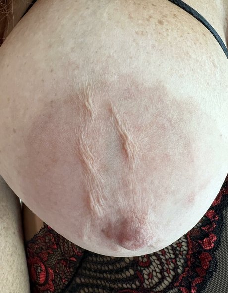 AlwaysAtPlay schauspielerin akt galerie