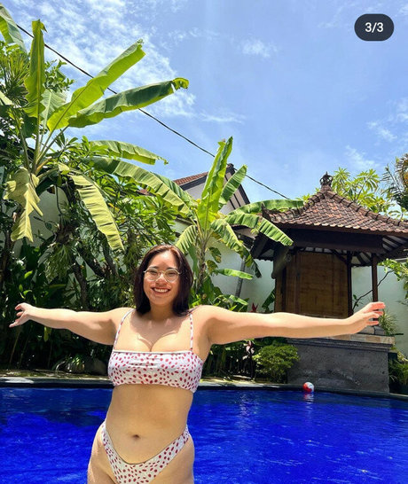 Mathilda Huang sexy kostenlose archiv