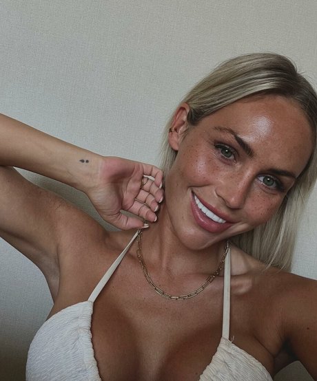 Anna Seneca perfekte hübsche bilder