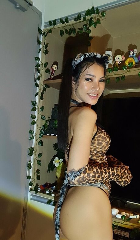 ginasexyladyboy nacktheit foto