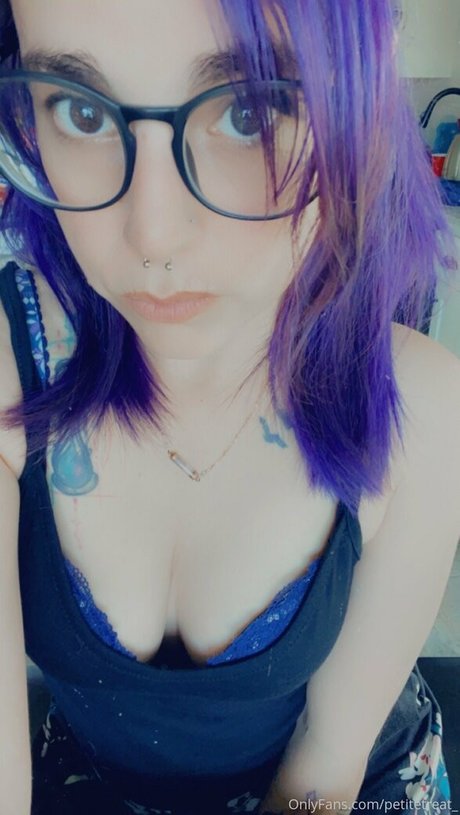 petitetreat_ erotische schöne galerie