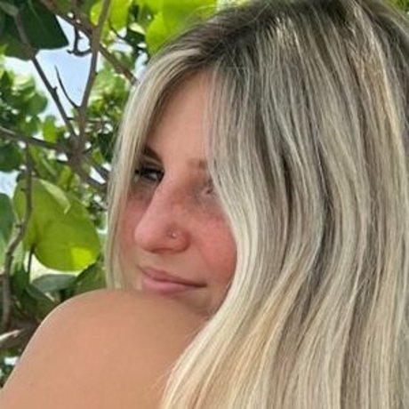 christineegourley model porno bild