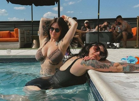 Succulentmami80 nacktheit sex galerie