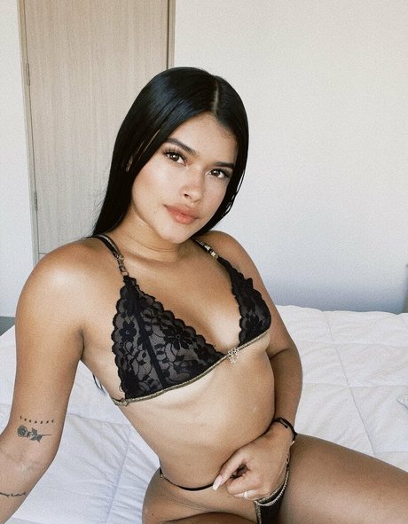 mala morena exklusive pornographische galerien