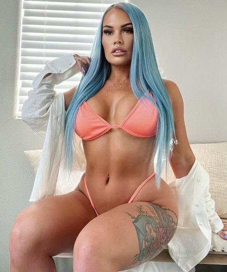 Sophia Turner Deso top pornostar bild