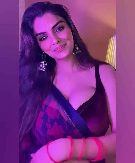 Anveshi Jain hübsche heiße archiv