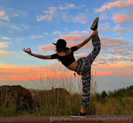 lunapowersthefairy top erotische galerie
