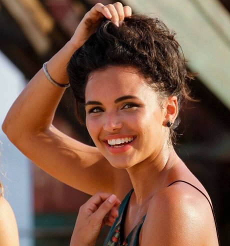 Giovana Cordeiro nacktheit nette foto