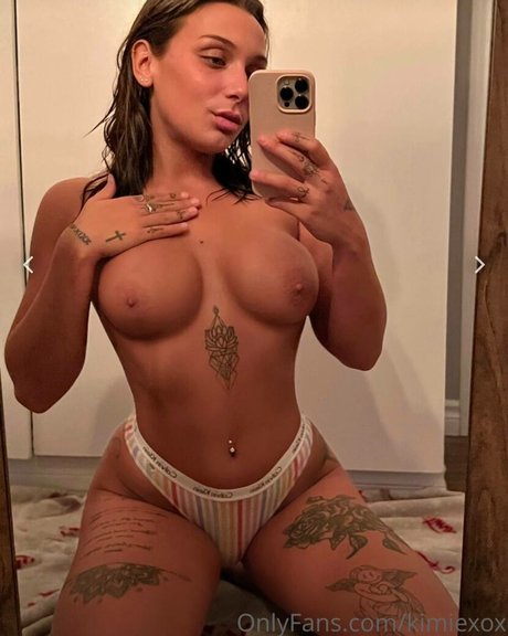 Kimiexox sexy nackt foto