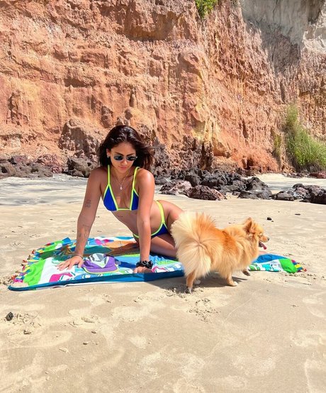 Julia Britz perfekte akt archiv