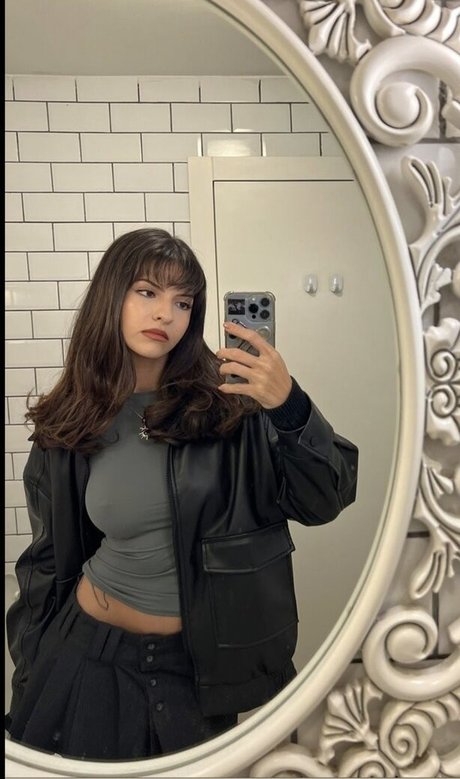 Zeynep Kurubacak freie schöne fotos