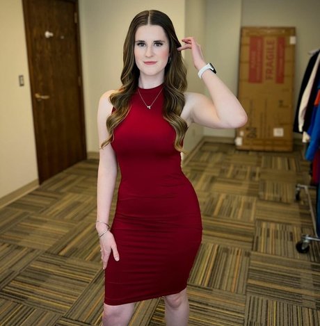 Local TV Presenters freie erwachsene fotos