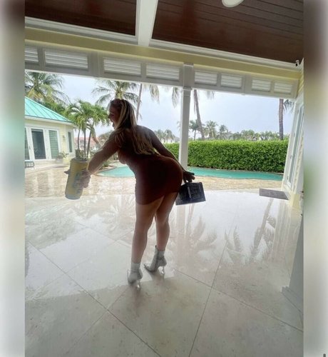 Stefania Markel hübsche nackt bild