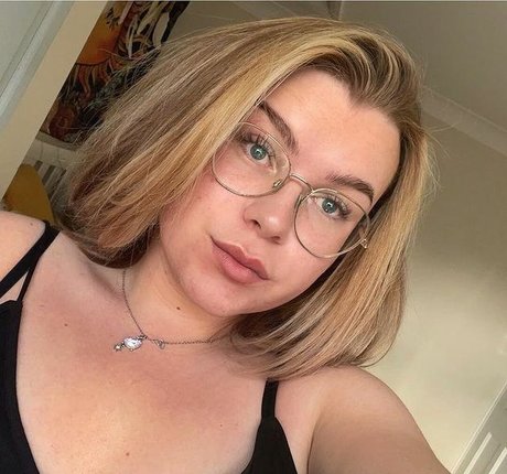 mollige teen-onlyfans top akt galerien