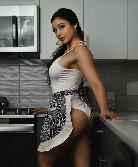 Arianna Grace xxx erotische bild