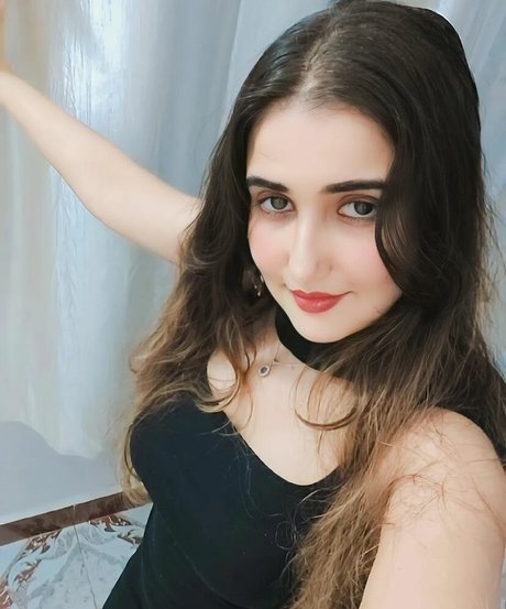 Aniza Hazel akt galerien