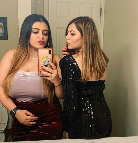 Akankshya Rijal schöne erotische archiv