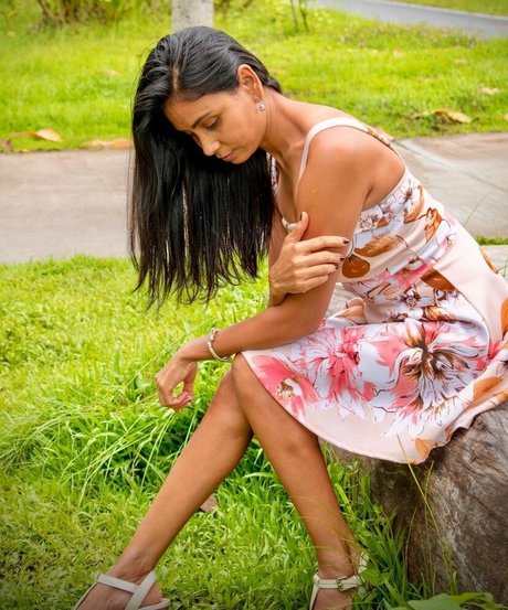 Shivani freie hd galerie