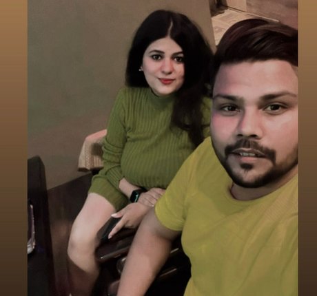 tejaswi pandeyy erwachsene beste archiv