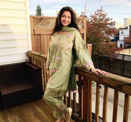 Komal Bhagat perfekte exklusive foto