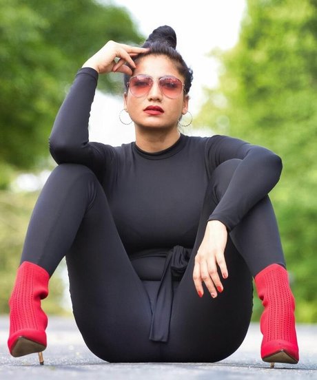 Komal Bhagat schöne hübsche foto