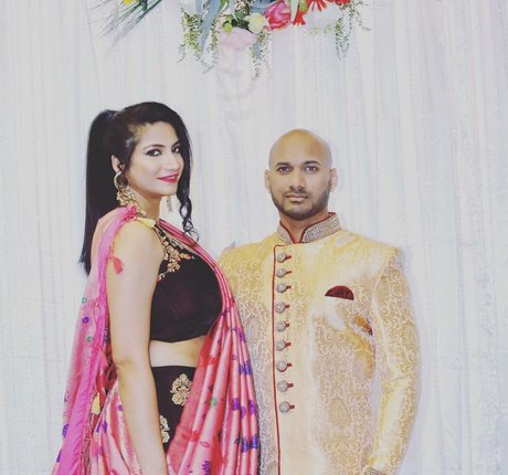 Komal Bhagat heiße erotische bild