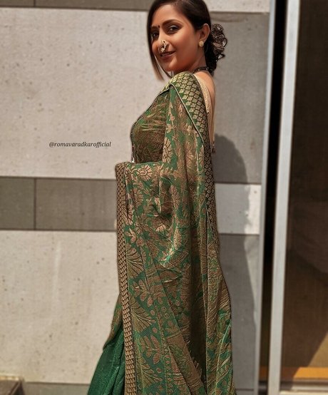 Roma Varadkar perfekte nackte galerien