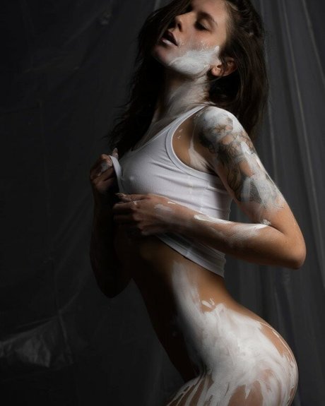 madame clarisse pornostar kunst foto