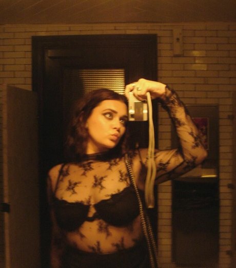 Erin Dougal porno erotische galerien