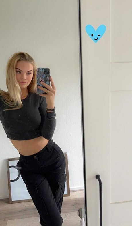 Iris Elzerman erotische nacktheit foto