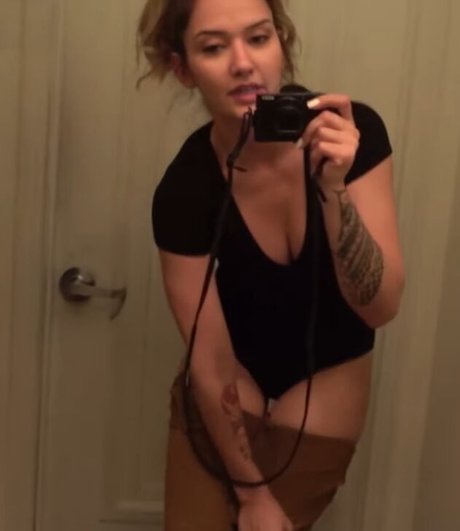 Geovanna Antoinette pornostar archiv