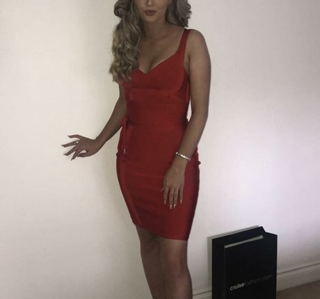 Chloe Panchal perfekte bilder