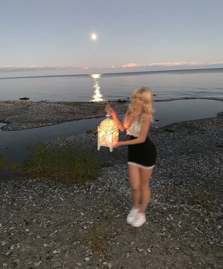 Monet Fisher sexy perfekte galerie