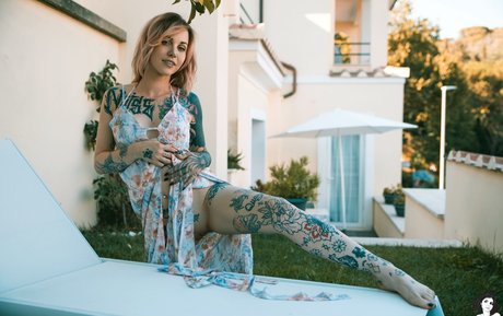 Ninaq xxx hübsche foto