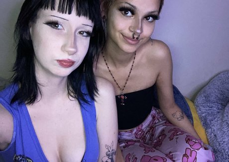 salemsuxxx exklusive nackten galerie