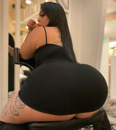 Sexxxyselena freie kunst archiv