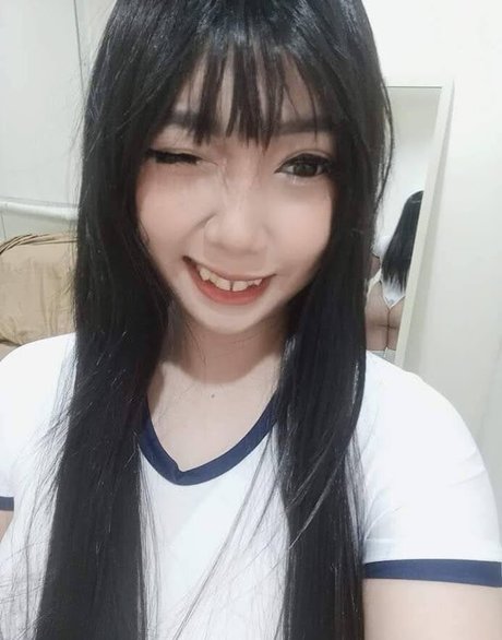 Ava Senpai hübsche akt galerie