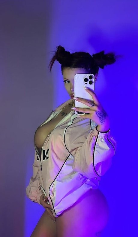 Yeahm8r Yamur Temiz_ nackt top fotos