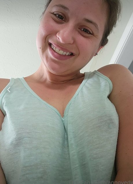 Annoyed Wifey erotische foto