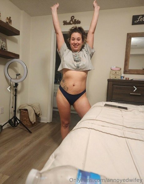 Annoyed Wifey top pornostar archiv